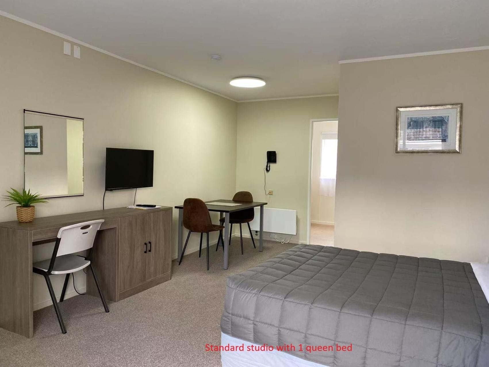 Malones Spa Motel Роторуа Екстериор снимка