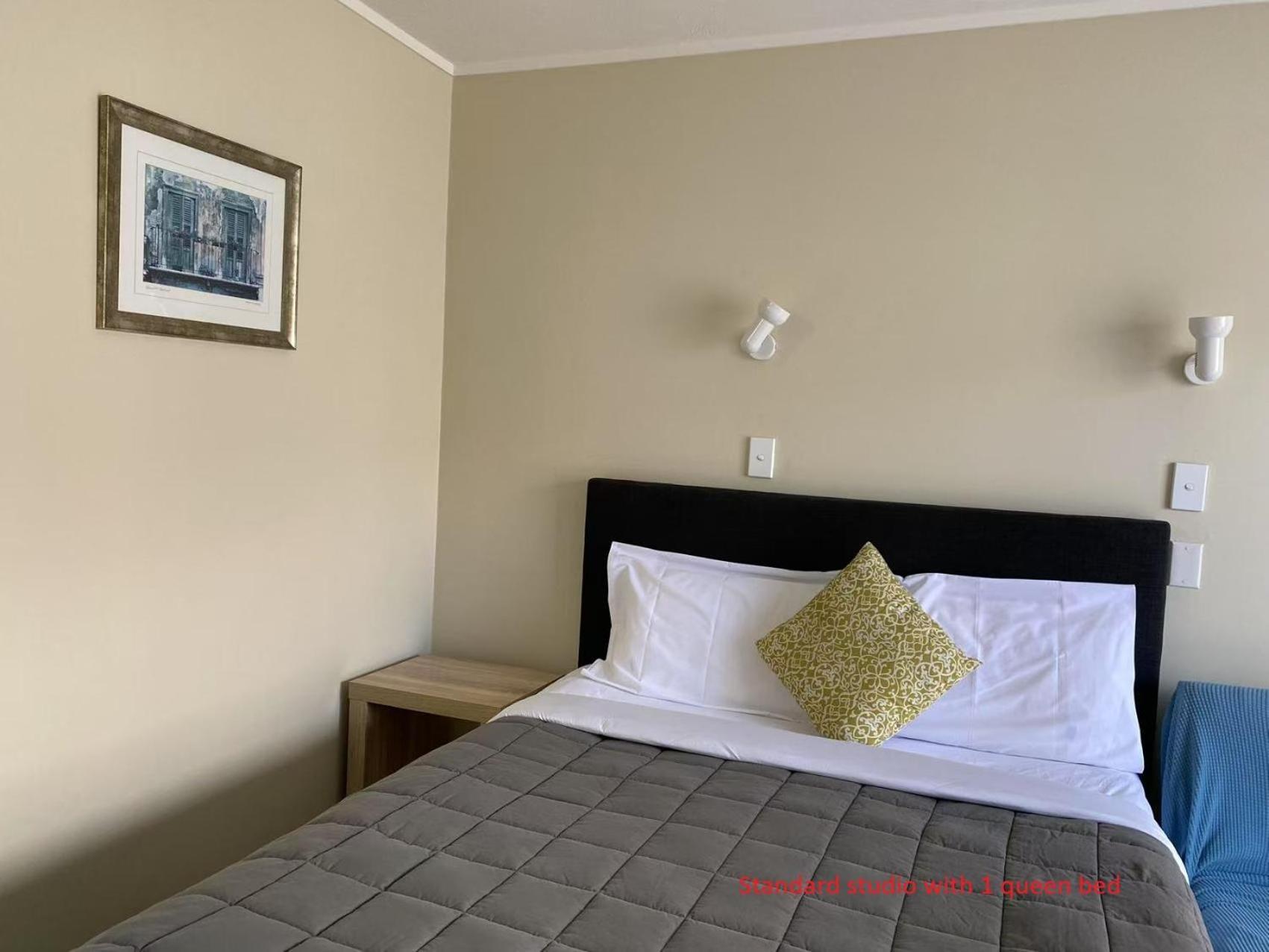Malones Spa Motel Роторуа Екстериор снимка